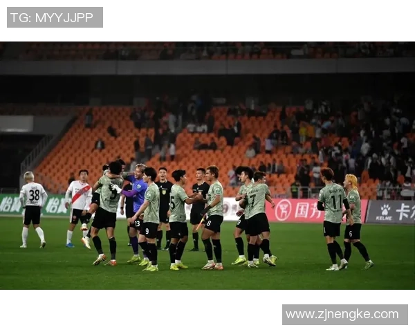 2020年10月8日中国与马尔代夫比赛因故推迟引发球迷热议与关注