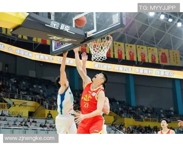 王豪杰13分创赛季新高！防卫亮眼，三分精准，但篮下失去太多时机